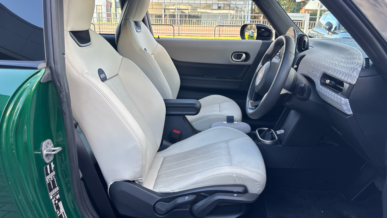 MINI Cooper 1.5 C Exclusive 3dr Auto Petrol Hatchback